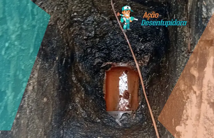 Desentupimento caixa de gordura - Ação Desentupidora: caixa de gordua entupida? Nunca mais! Ligue agora e tenha a solução para entupimento!