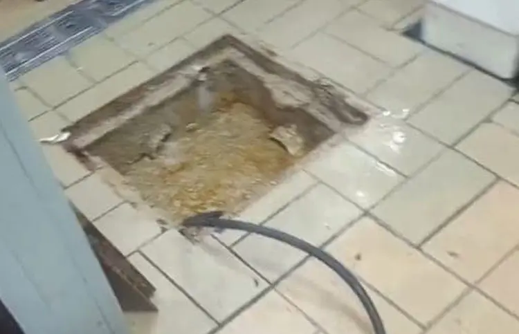 Desentupimento caixa gordura: mitos e verdades - Ação Desentupira (11) 9 5810-8234: emergência? Ligue agora 24 horas por dia para urgência!