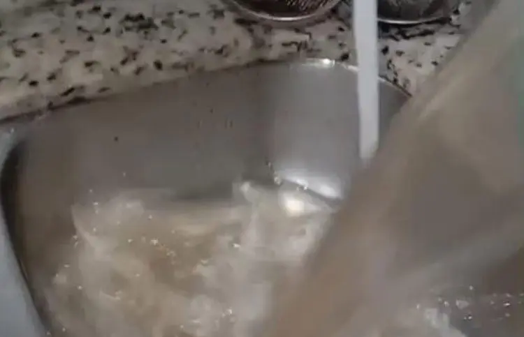 Desentupimento pia urgente: dicas práticas - Ação Desentupidora: ligue (11) 9 5810-8234 e tenha atendimento rápido 24 horas!